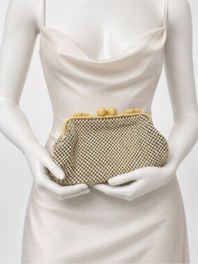 Vintage Lumesh Whiting & Davis Beaded Clutch Purse